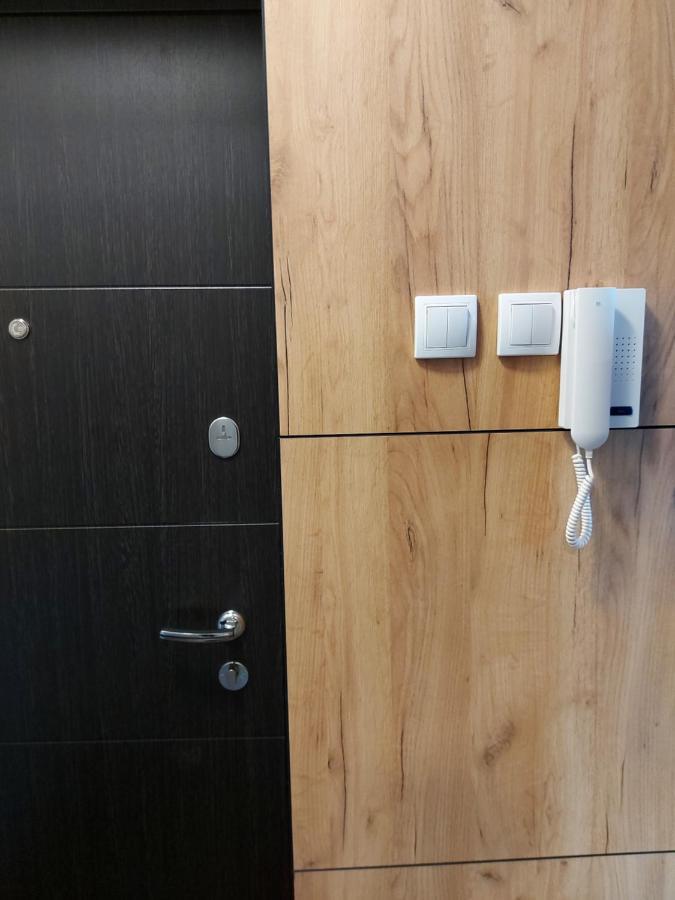 Apartman Studio Milica I Subotica Buitenkant foto
